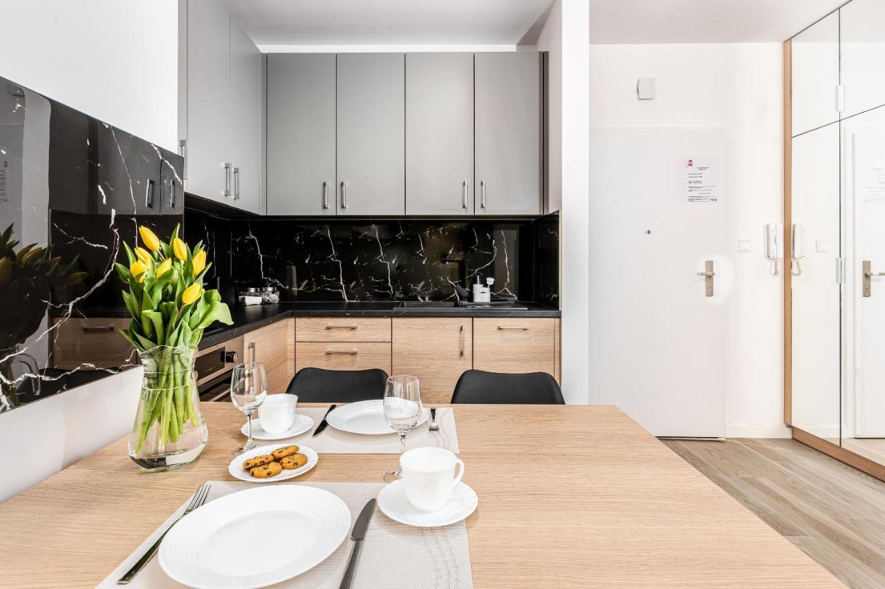 5D Apartamenty Fredry 2/36 科沃布热格 外观 照片